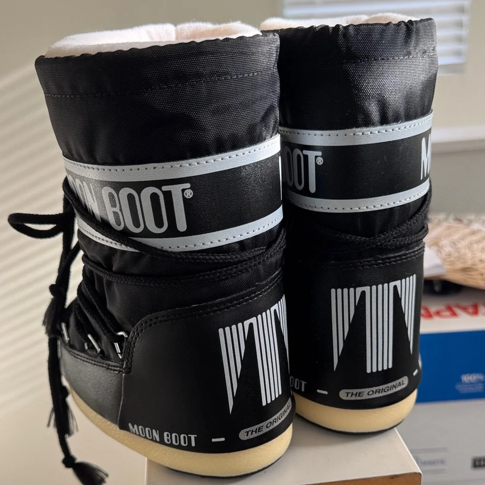 Moon Boot sleek moon